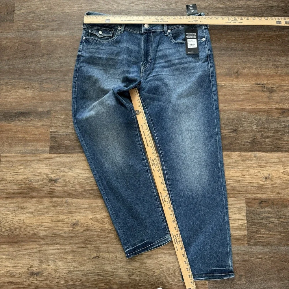 NWT True Religion Geno SN Flap Slim Medium‎ Autumn Wash Blue Jeans Sz 38x32